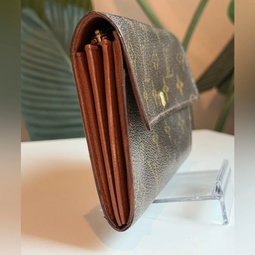 Louis Vuitton 'Sarah Wallet' - Picture 5 of 13